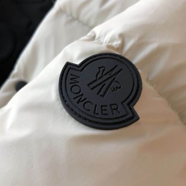 MONCLER MADEIRA DOWN JACKET – MC089