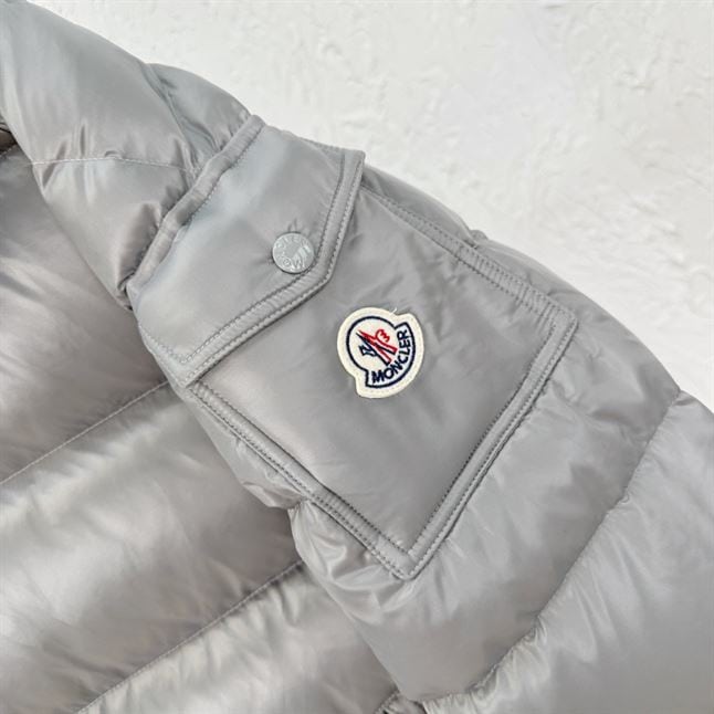 MONCLER MAYA SHORT DOWN JACKET – MC059