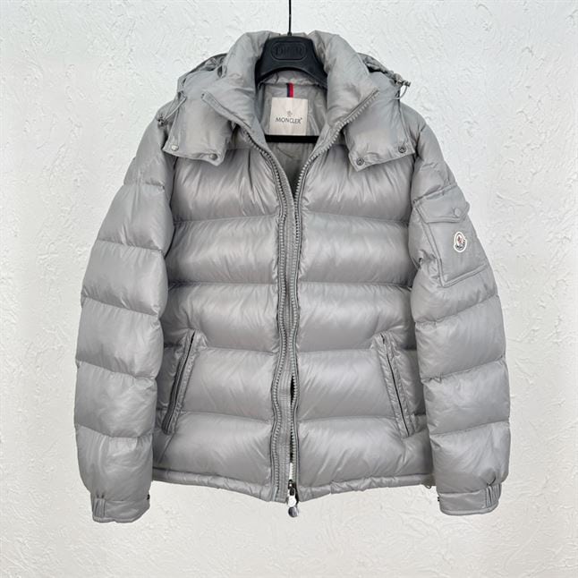 MONCLER MAYA SHORT DOWN JACKET – MC059