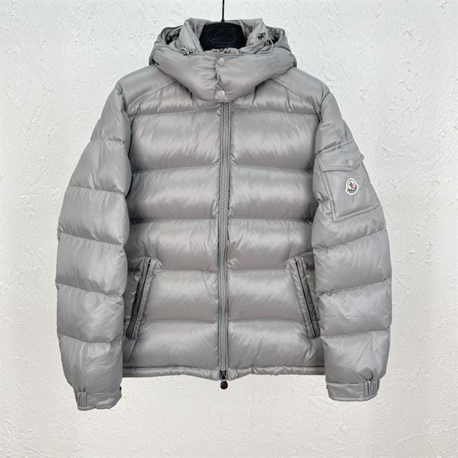 MONCLER MAYA SHORT DOWN JACKET – MC059