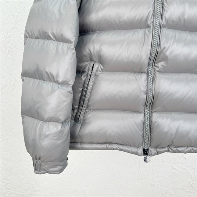 MONCLER MAYA SHORT DOWN JACKET – MC059