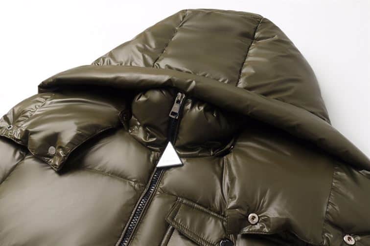 MONCLER MONTBELIARD SHORT DOWN JACKET BROWN – MC104