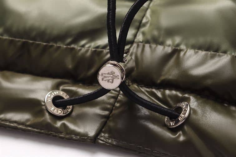 MONCLER MONTBELIARD SHORT DOWN JACKET BROWN – MC104