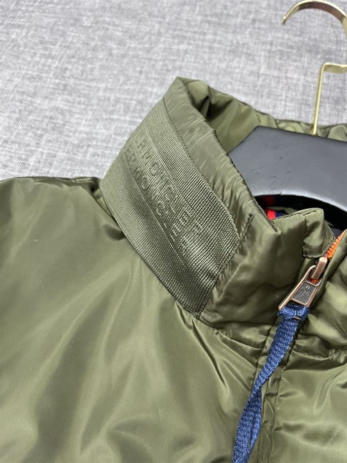 MONCLER NIRE RAIN JACKET GREEN – MC093