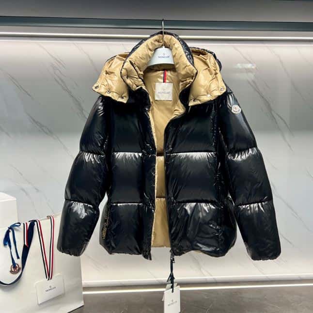 MONCLER PARANA PADDED JACKER BLACK – MC028