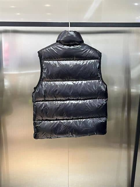 MONCLER SUMIDO DOWN VEST – MC021