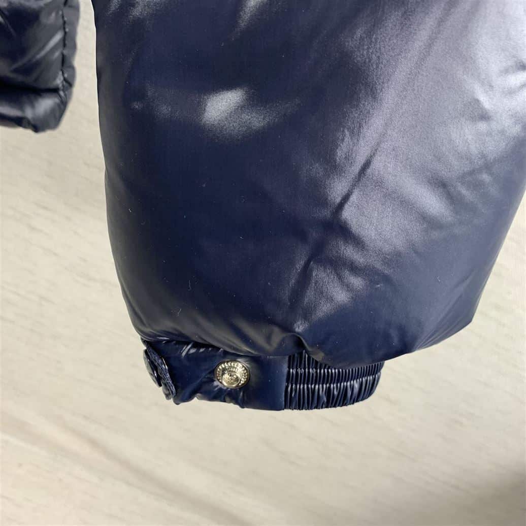 MONCLER WOLLASTON SHORT DOWN JACKET – MC103