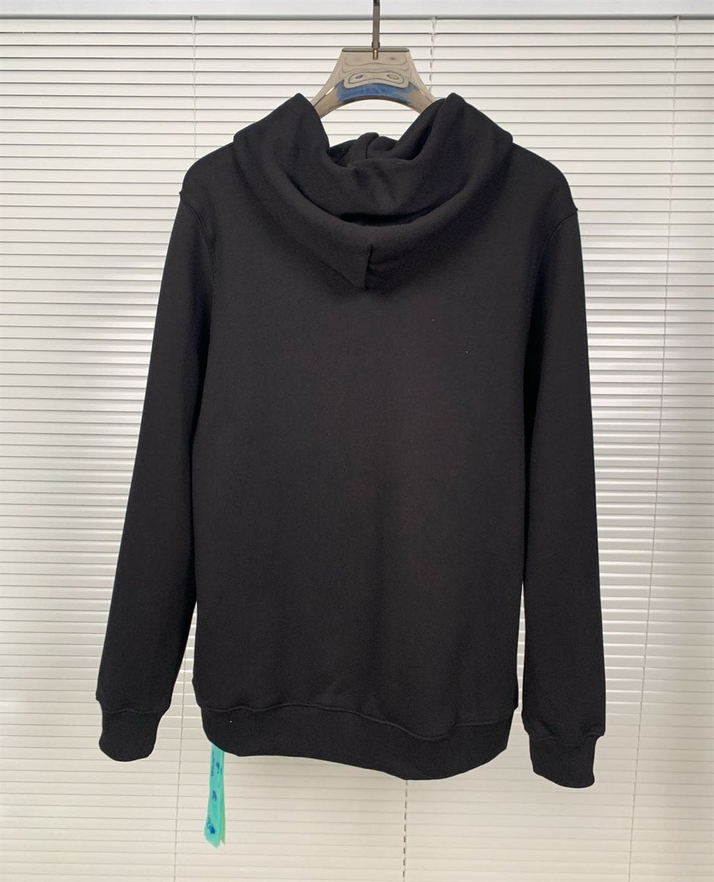 OFF-WHITE BLACK PRINTED HOODIE – OS015