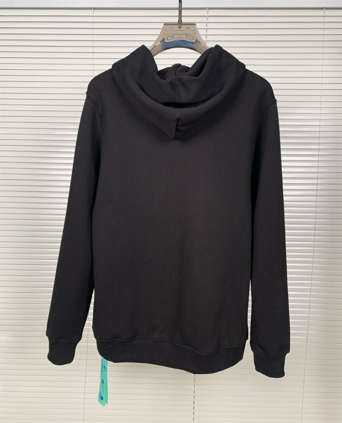 OFF-WHITE BLACK PRINTED HOODIE – OS015