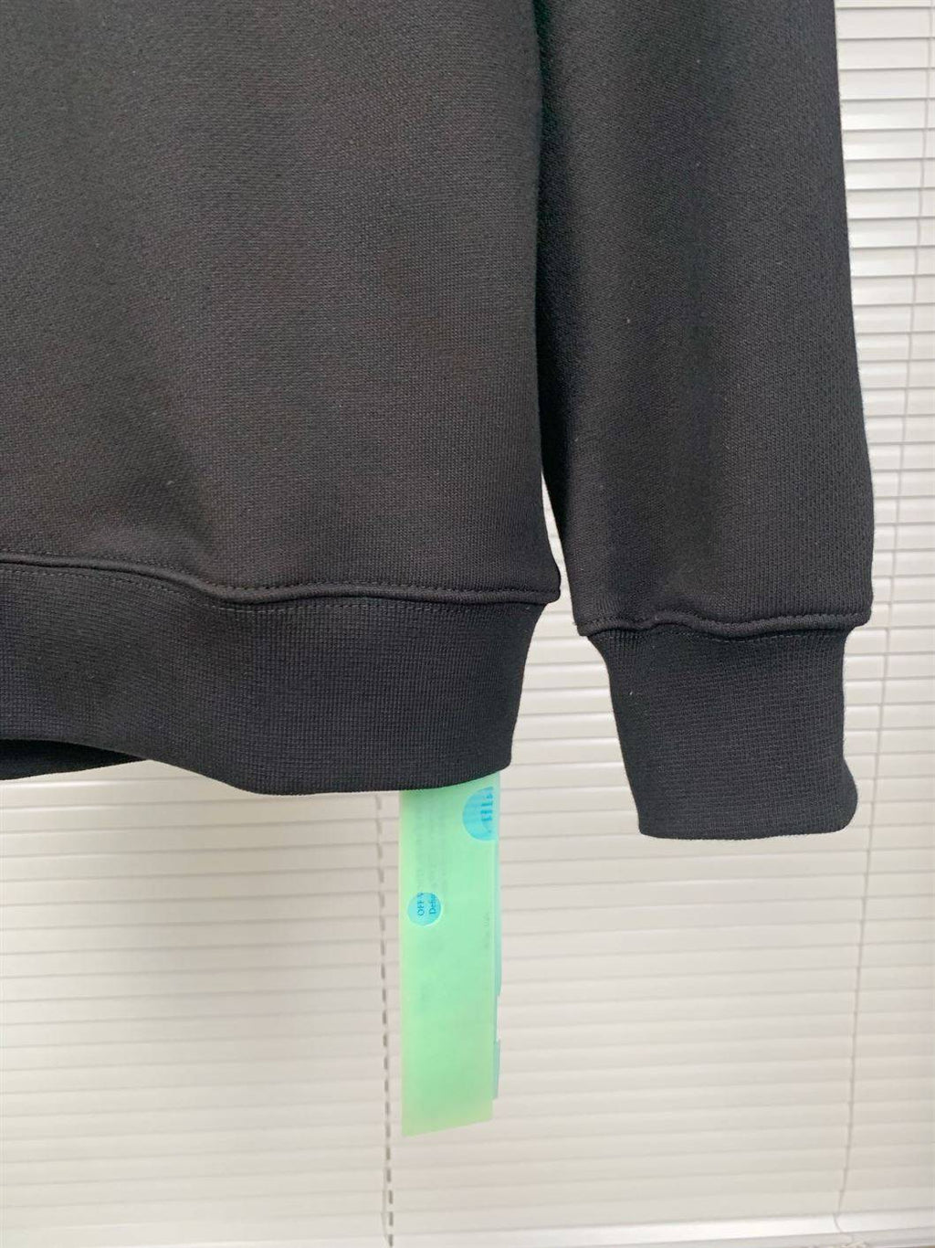 OFF-WHITE BLACK PRINTED HOODIE – OS015
