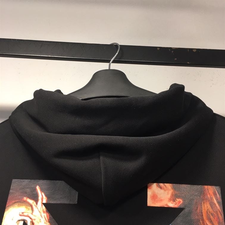 OFF-WHITE CARAVAGGIO ARROW HOODIE – OS004